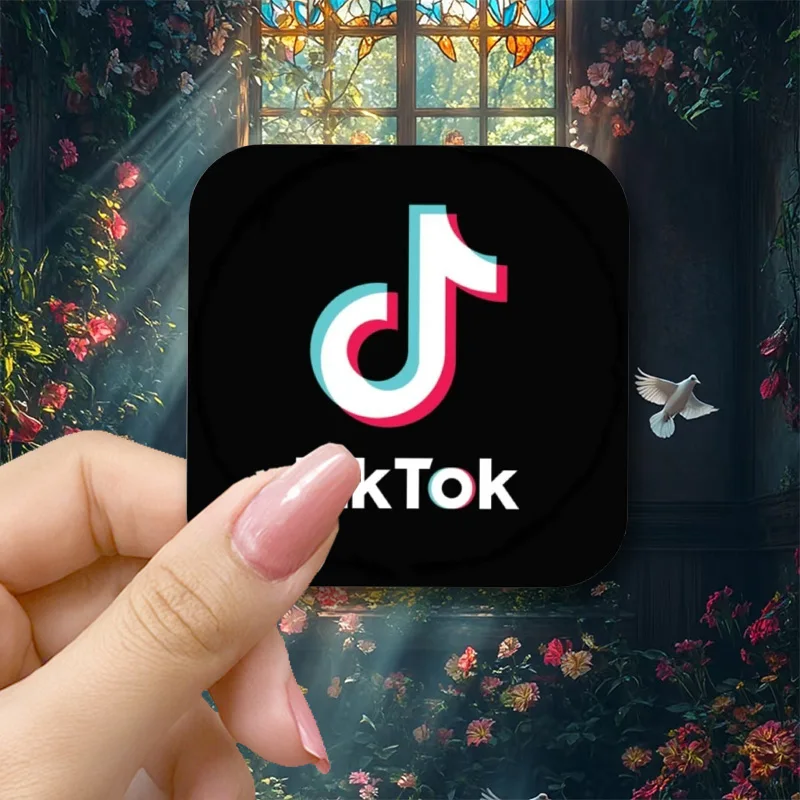 Фото Самоклеящиеся стикеры с квадратными иконками TikTok - наклейки для витрин магазинов и соцсетей №1