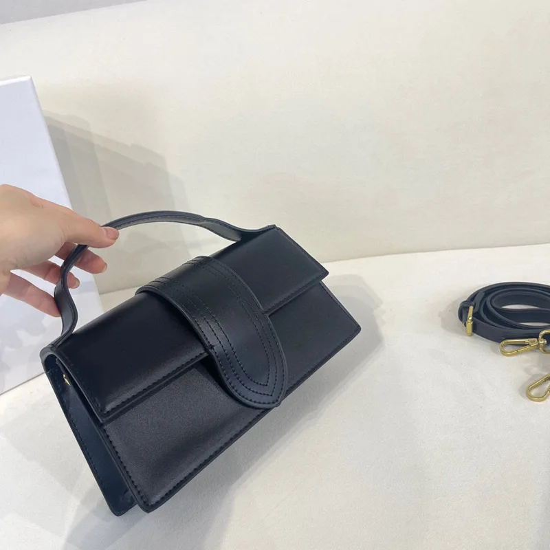 

2023 New Handheld Single Shoulder Oblique Straddle Women's Bag Underarm Bag Messenger bag Versatile Small Bag