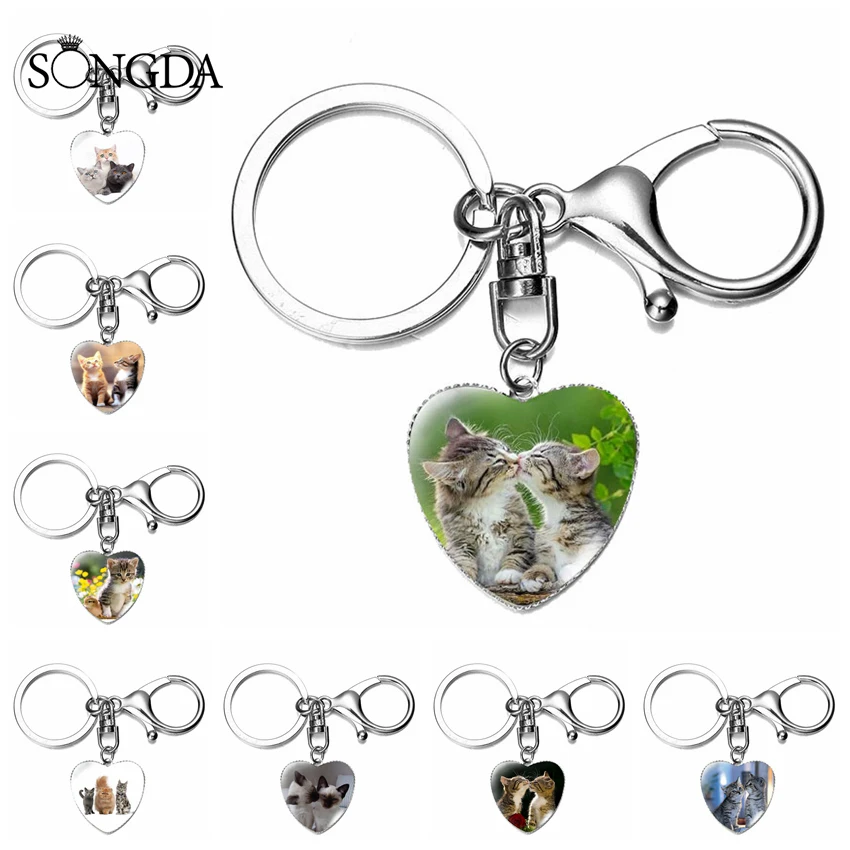 

Fashion Cute Cat Kittens Keychains Animals Heart Shape Glass Dome Lobster Clasp Pendant Keyring Trendy Pets Lovers Gifts Jewelry