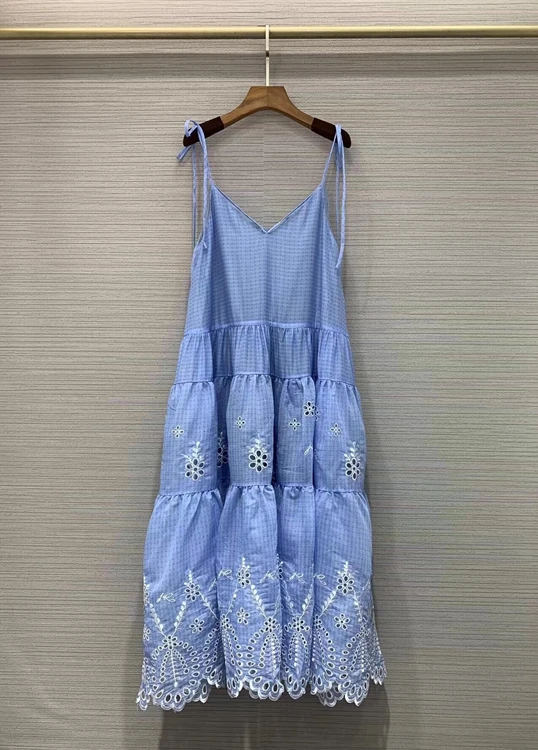 

2022 new women fashion sleeveless V neck hollow embroidery tutu skirt suspender skirt maxi dress 714