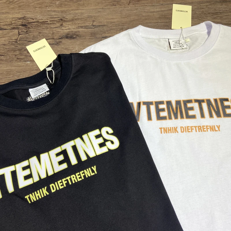 

VETEMENTS 3M Reflective Letter Print Short Sleeve Ovrsizse T-Shirt
