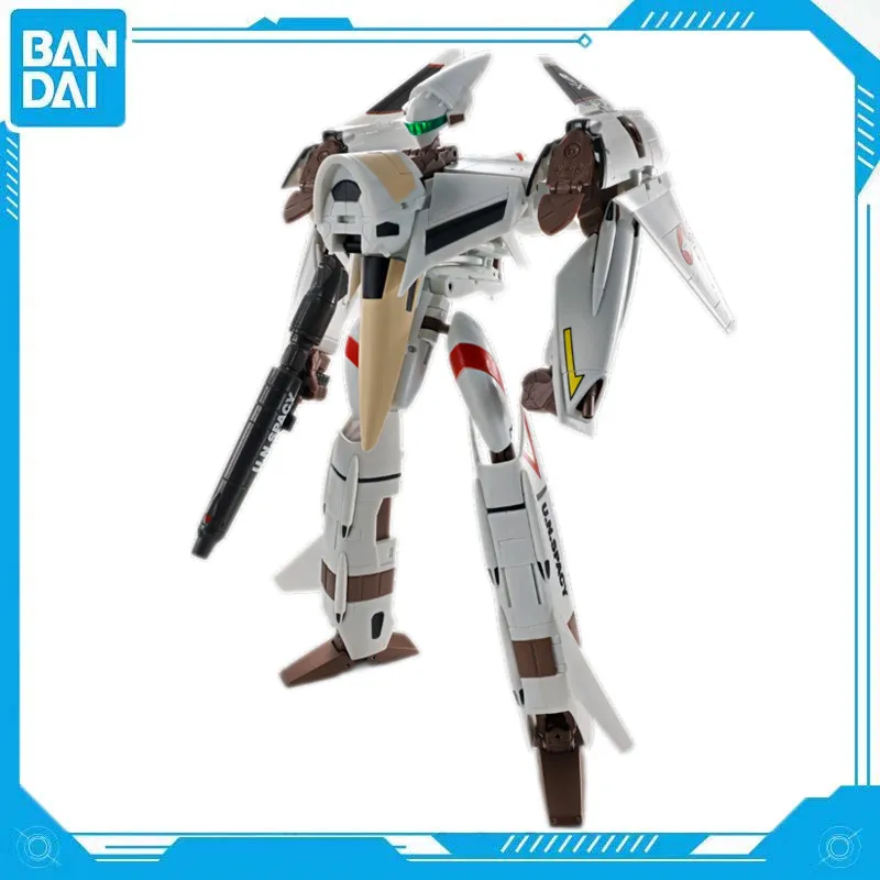 Bandai натуральная модель Gundam комплект аниме-персонажа Macross Flash Back 2012 VF-4 Lightning III