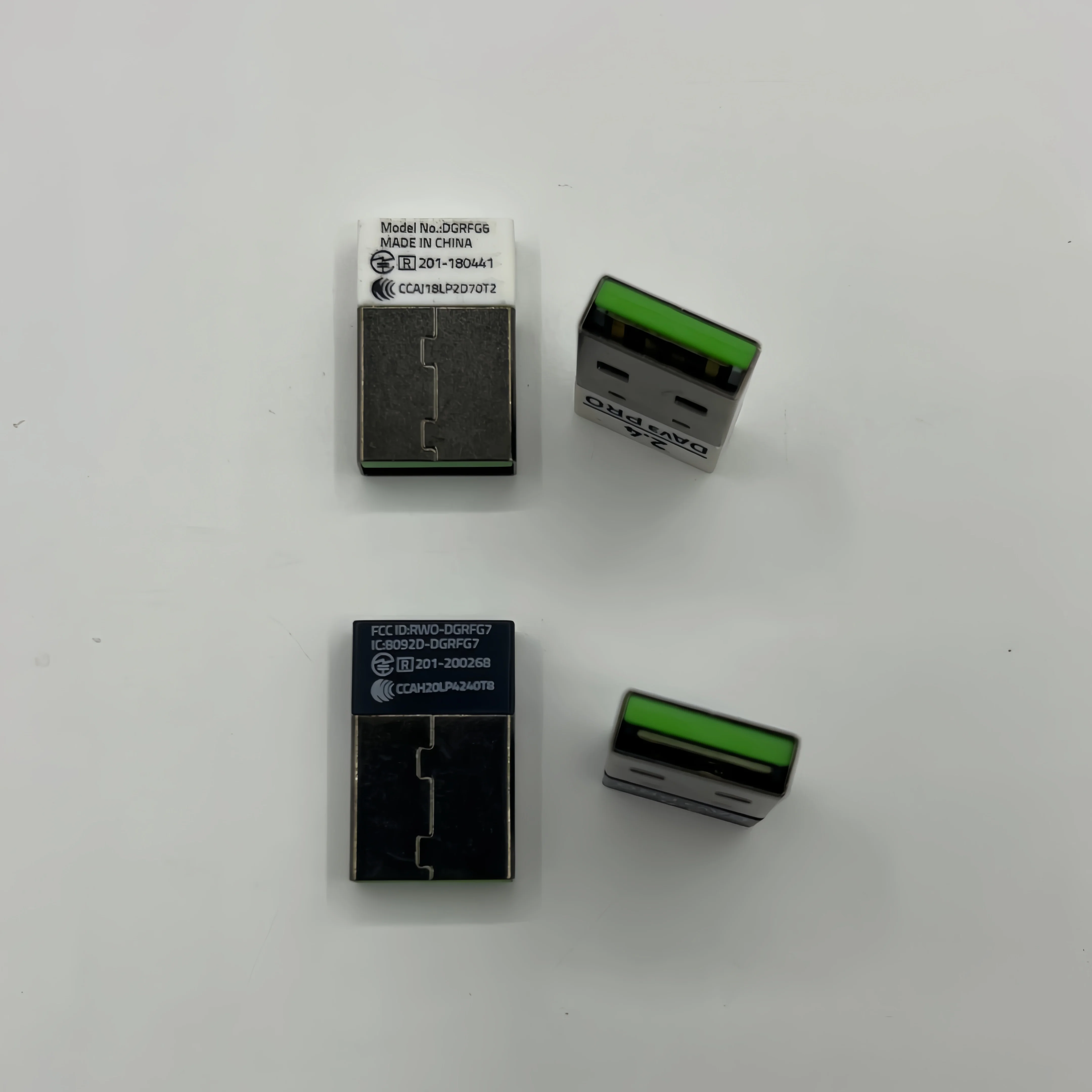 1 шт. беспроводной USB-адаптер-приемник для мыши Razer DeathAdder V3 Pro, артикул: RZ01-04630100RZ01-04630200 (art.: 3920db1f021f7) - 3920db1f021f7