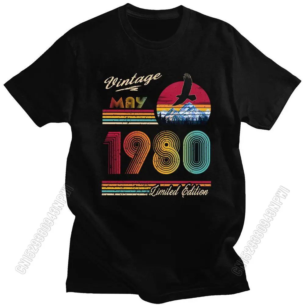 

Men's Vintage May 1980 40th Birthday T-Shirts 40 Years Old Gift T Shirt Celebration Anniversary Cotton Tee Tops