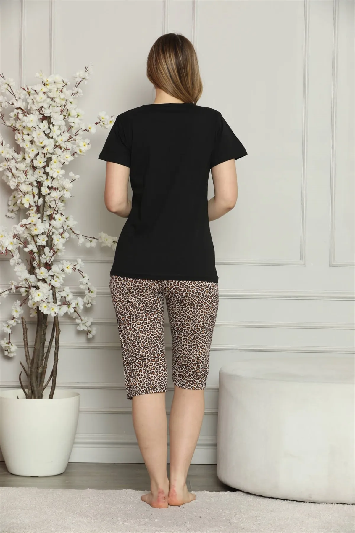 

Fashion Cartoon Women 'S 100 Cotton Combed Cotton Short Sleeve Capri Pants Pajamas Suit 3526