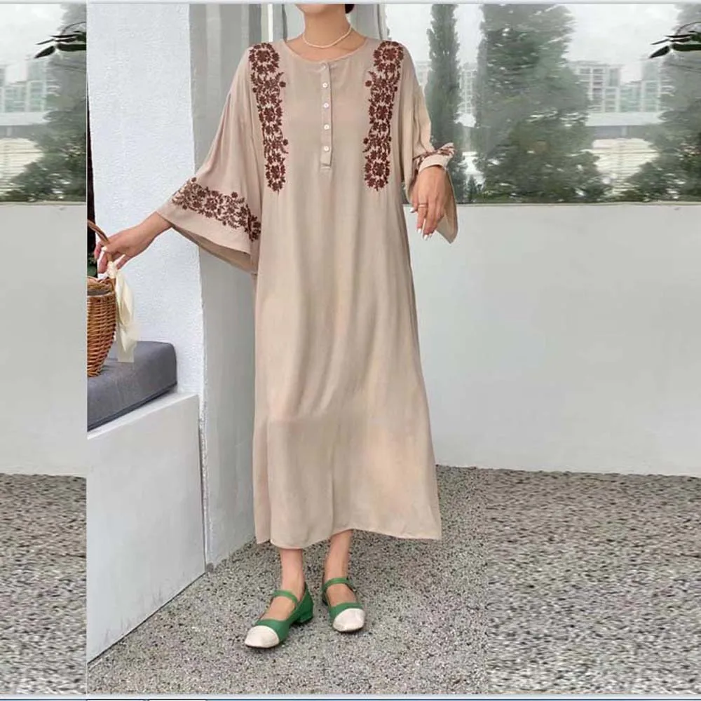 

Женское платье с вышивкой в этническом стиле, Свободное длинное платье с расклешенным рукавом, элегантный пуловер в корейском и японском ст...