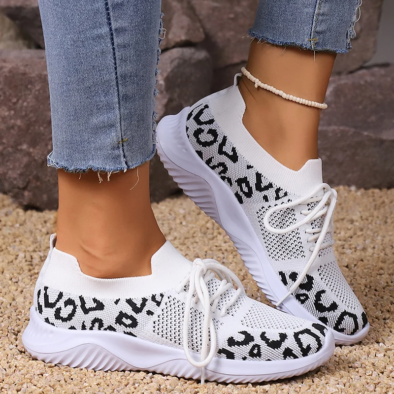 

Plus Size Breathable Knitting Sneakers Women Slip On Leopard Printed Walking Shoes Woman Lightweight Non Slip Casual Shoes 2023