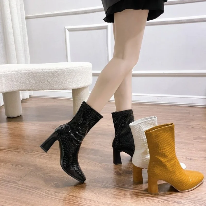 Women's Short Boots Autumn and Winter New Fashion Chunky High Heels 2023 Crocodile Pattern Leather Casual Women's Boots Femenino