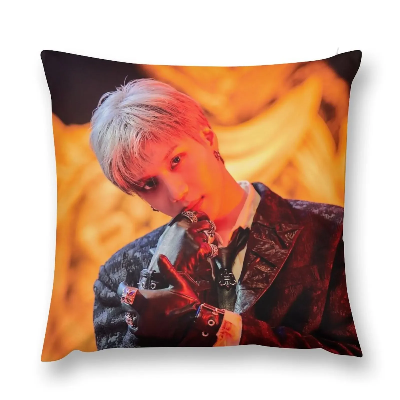 SHINee TAEMIN NEVER GONNA DANCE AGAIN: ACT 1 - КРИМИНАЛЬНАЯ декоративная подушка Подушки Наволочки