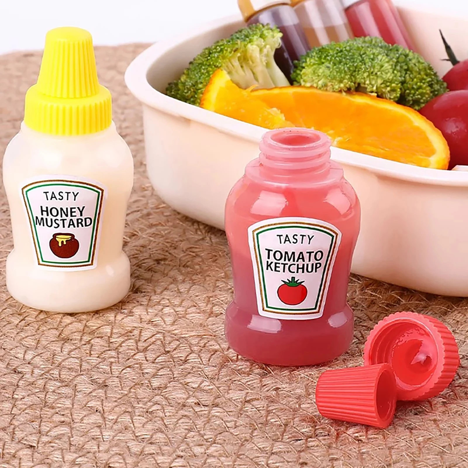 

2Pcs Mini Ketchup Bottles 25ml Salad Dressing Container for Lunch Tomato Sauce Honey Containers Kitchen Portable Condiments Jars