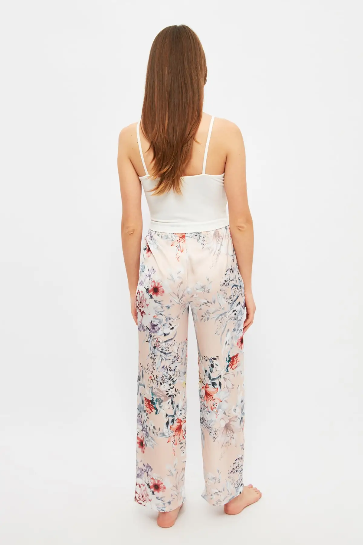 

Trendyol Flower Print Satin Pajama Bottoms THMSS21PJ0015