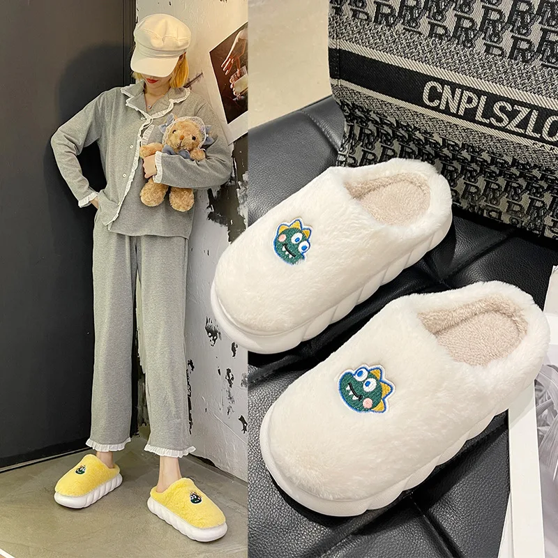 

PTHAOXIE новые плюшевые хлопковые тапочки на платформе женская зимняя обувь для дома женские теплые облачные тапочки Женские Симпатичные Неск...