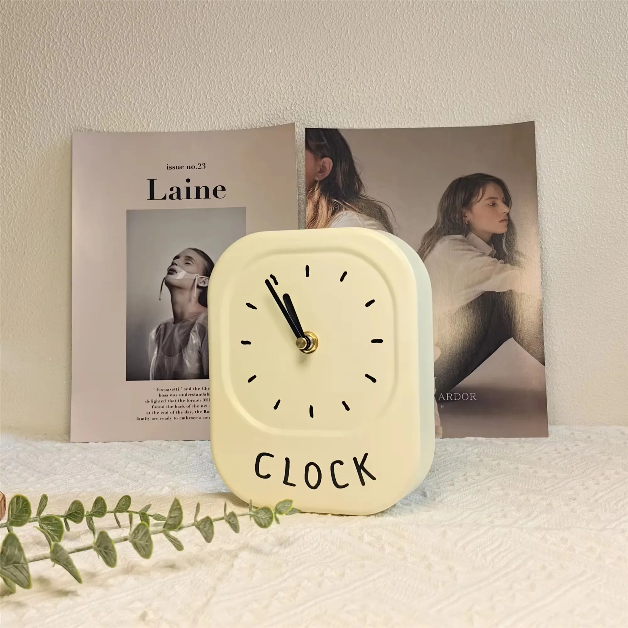 Настенные часы в скандинавском стиле белые кремовые тихие настольные для