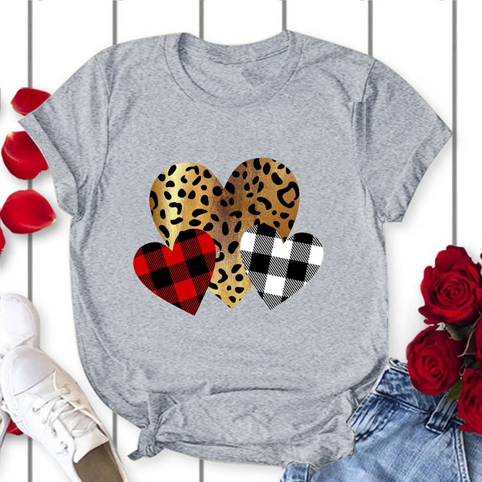 

Женская отбеленная Футболка с принтом сердца на День святого Валентина, топы с коротким рукавом, блузка, футболка, женская футболка для отды...