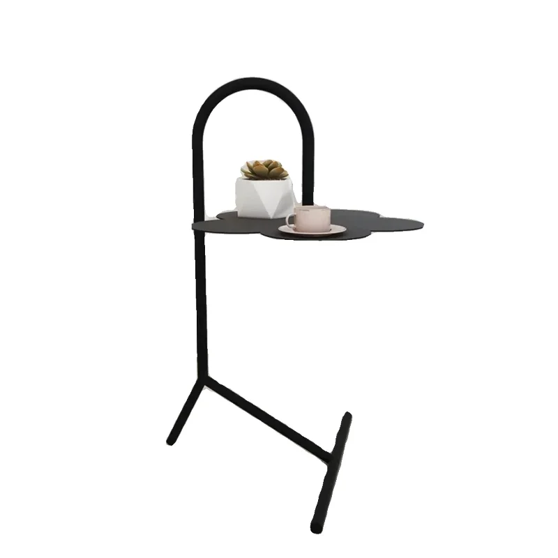 Фото Nordischer Couchtisch mit Blütenblättern aus Eisen, Sofatisch mit dickem Stahlrahmen, Valmlicher Eckschreibtisch №5