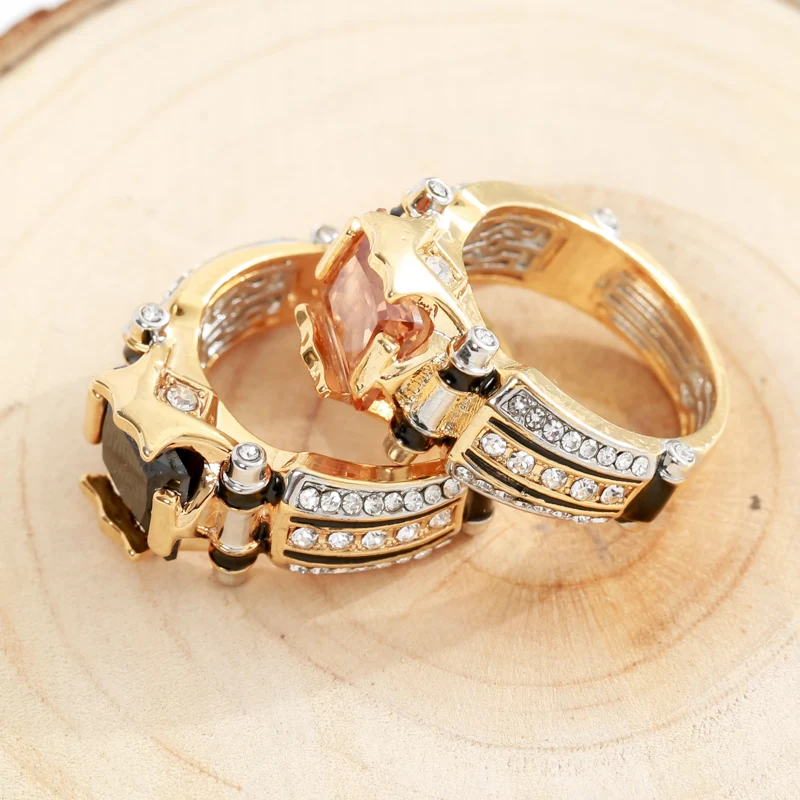 

The new popular jewelry zircon two-color modeling ring fashion atmosphere ring lovers ring