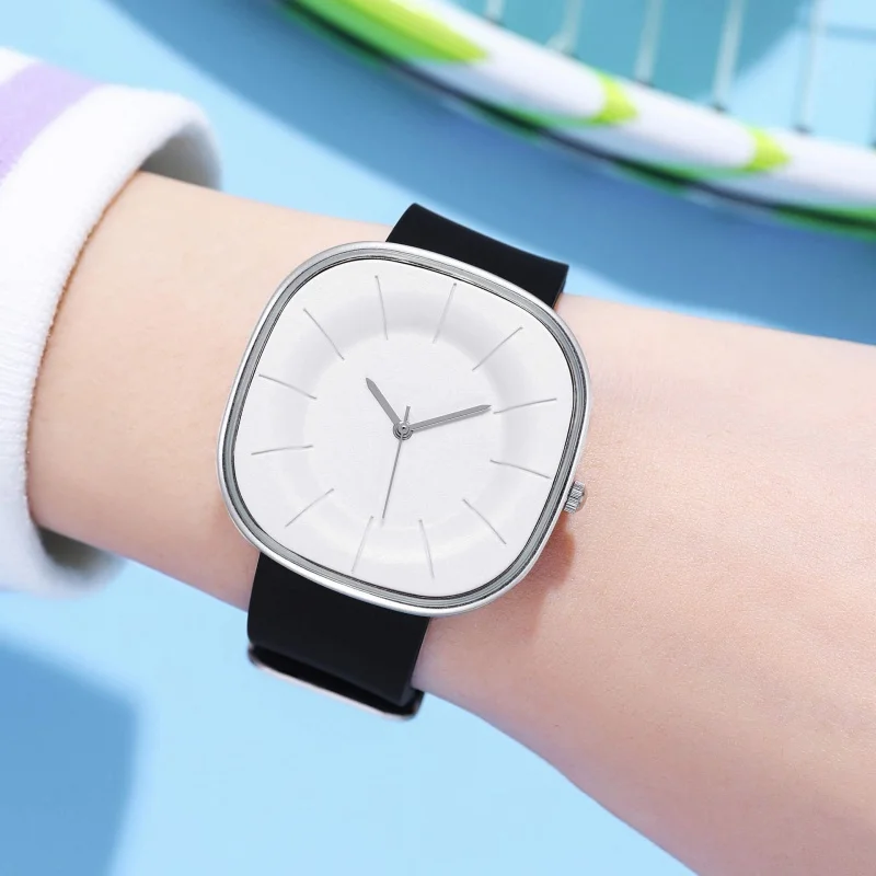 

Japanese Style Minimalist Good-long Student Ins Niche High Sense Women's Cube Sugar Silicone Watch