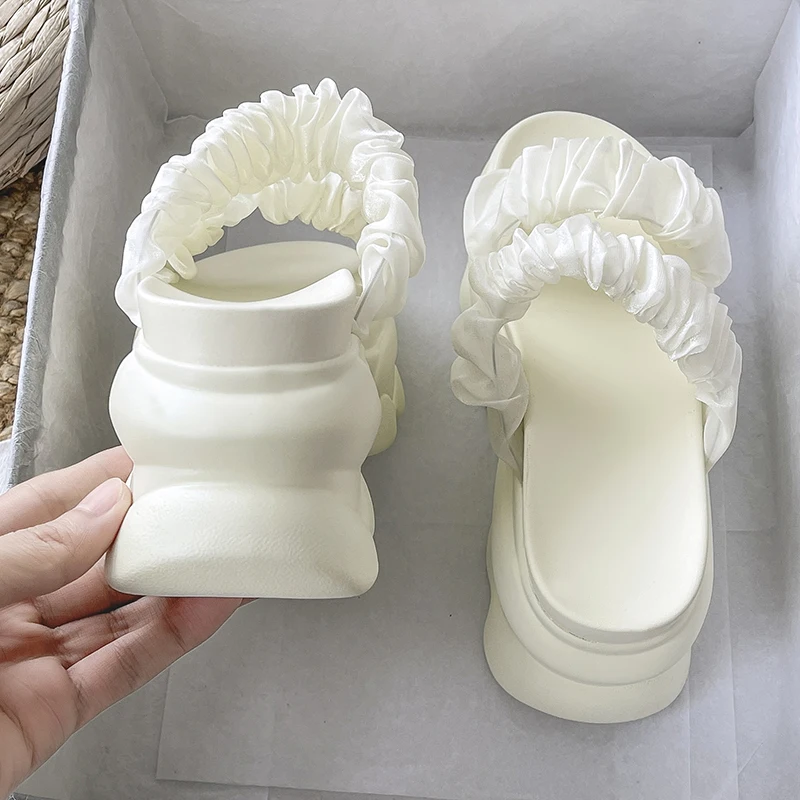 

Сланцы женские из экокожи, пляжная обувь, роскошные шлепанцы, на платформе, на плоской резиновой подошве, дизайнерские, 2022