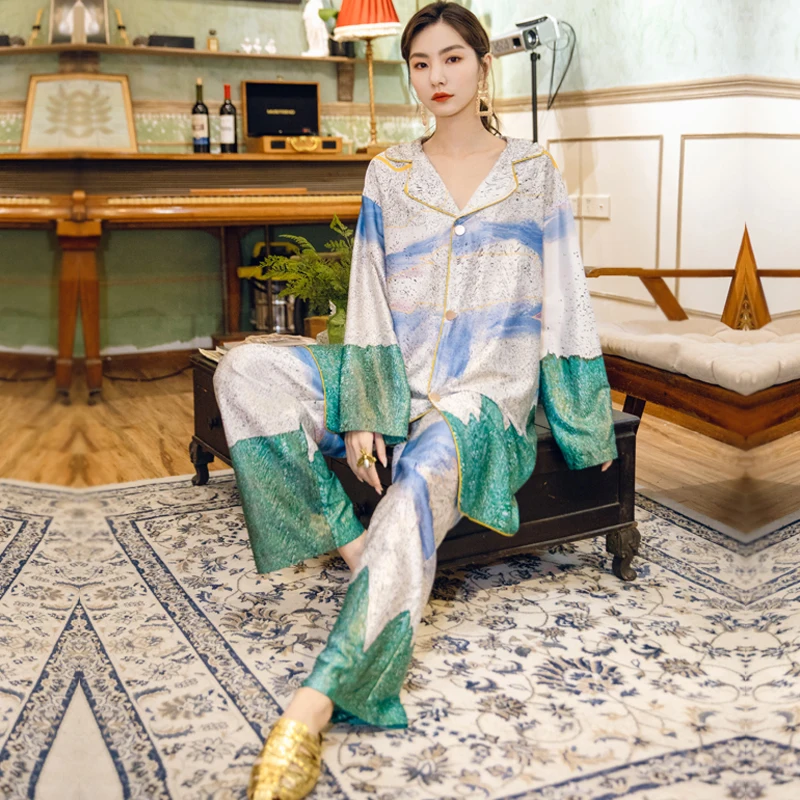 Satin Loose Sleepwear for Female Luxurious Women's Pyjama Set Silk Long Sleeve Spring Autumn Ladies Pajama Set 2 Pcs with Pants