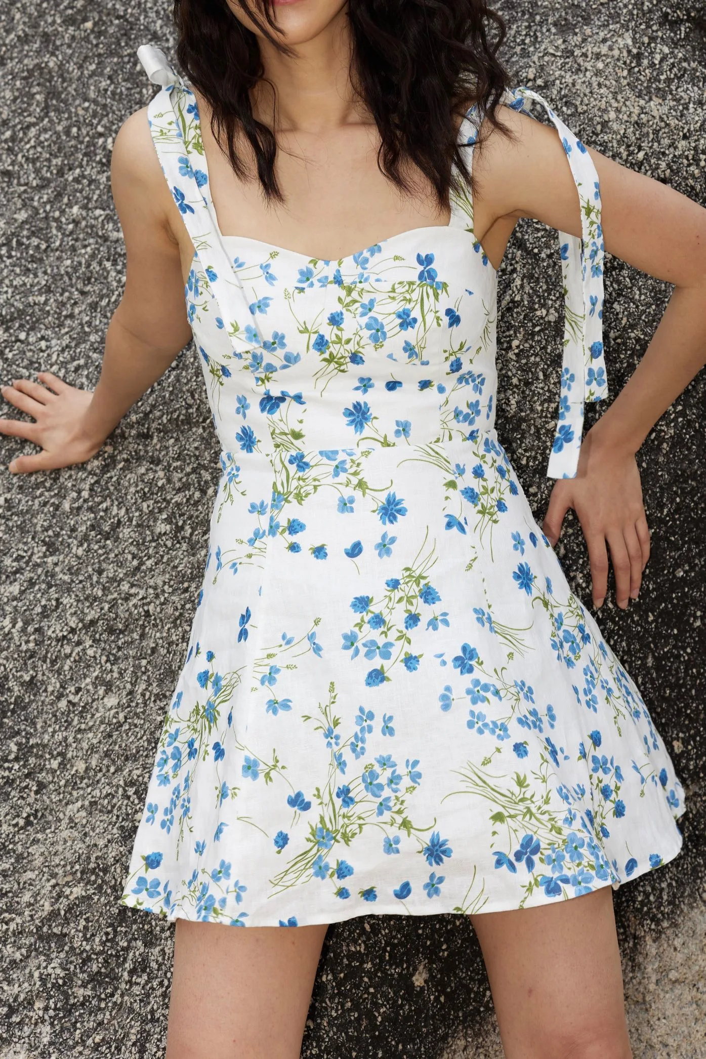 2023 New Slim Fit Waist Lace Up Flower Print Holiday Wear Mini Linen Dress