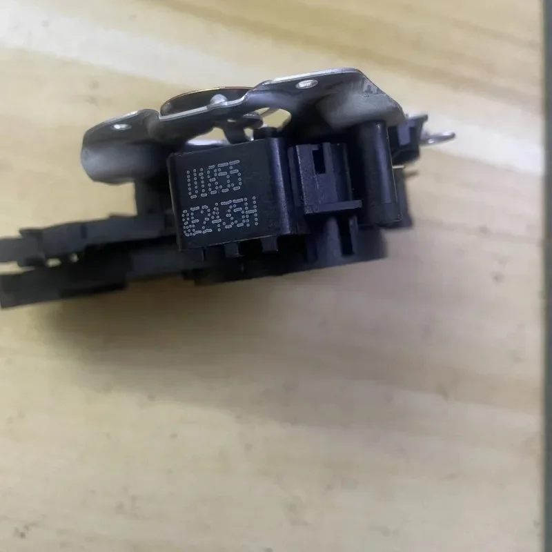 1 комплект U1855 соединительных муфт с двумя переключателями температуры