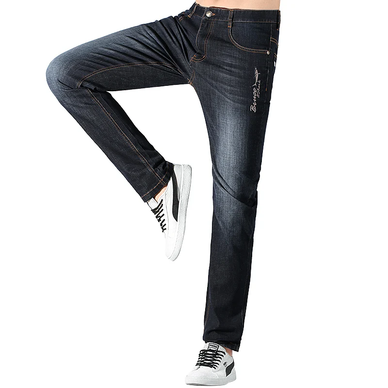 2023 New Summer Men's Jeans Stretching Cotton Bruce&Shark Loose Straight Casual  Fashion Denim Jeans Cowboys Jeans Big size 42