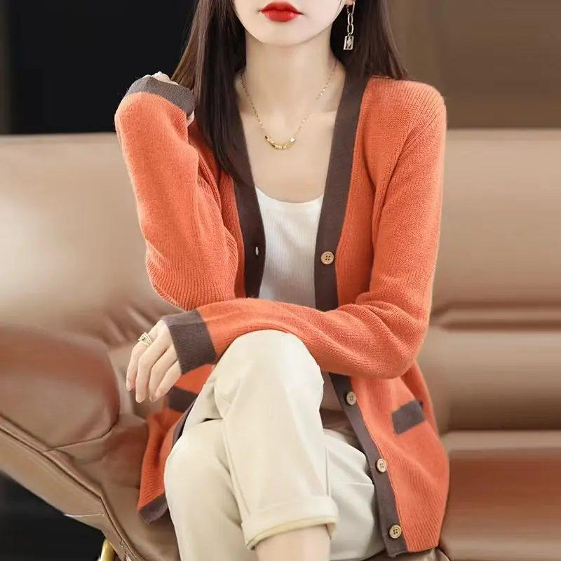 

Женский трикотажный кардиган с V-образным вырезом, длинным рукавом