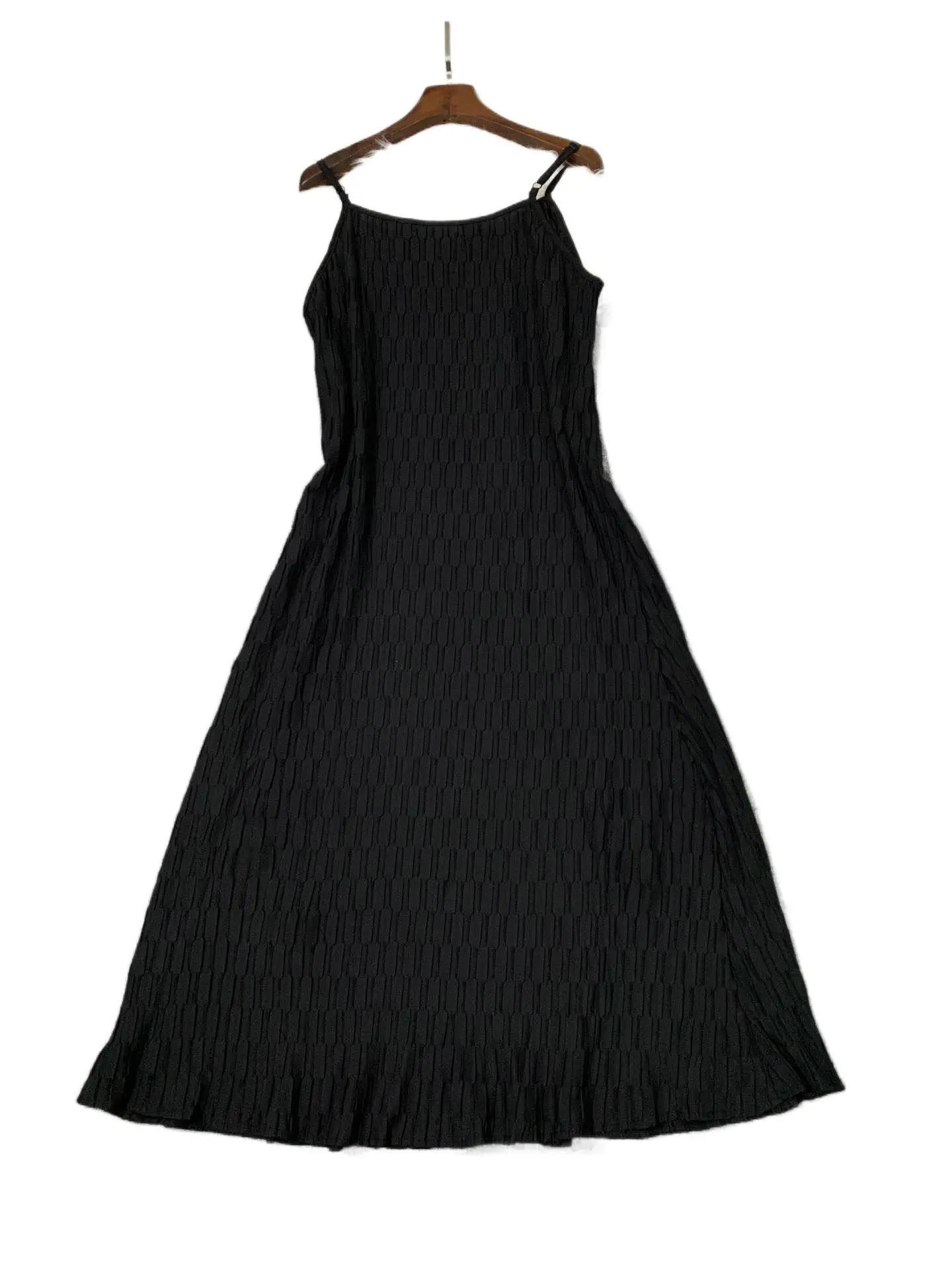 

2023 женская одежда свободное платье на бретелях 0817