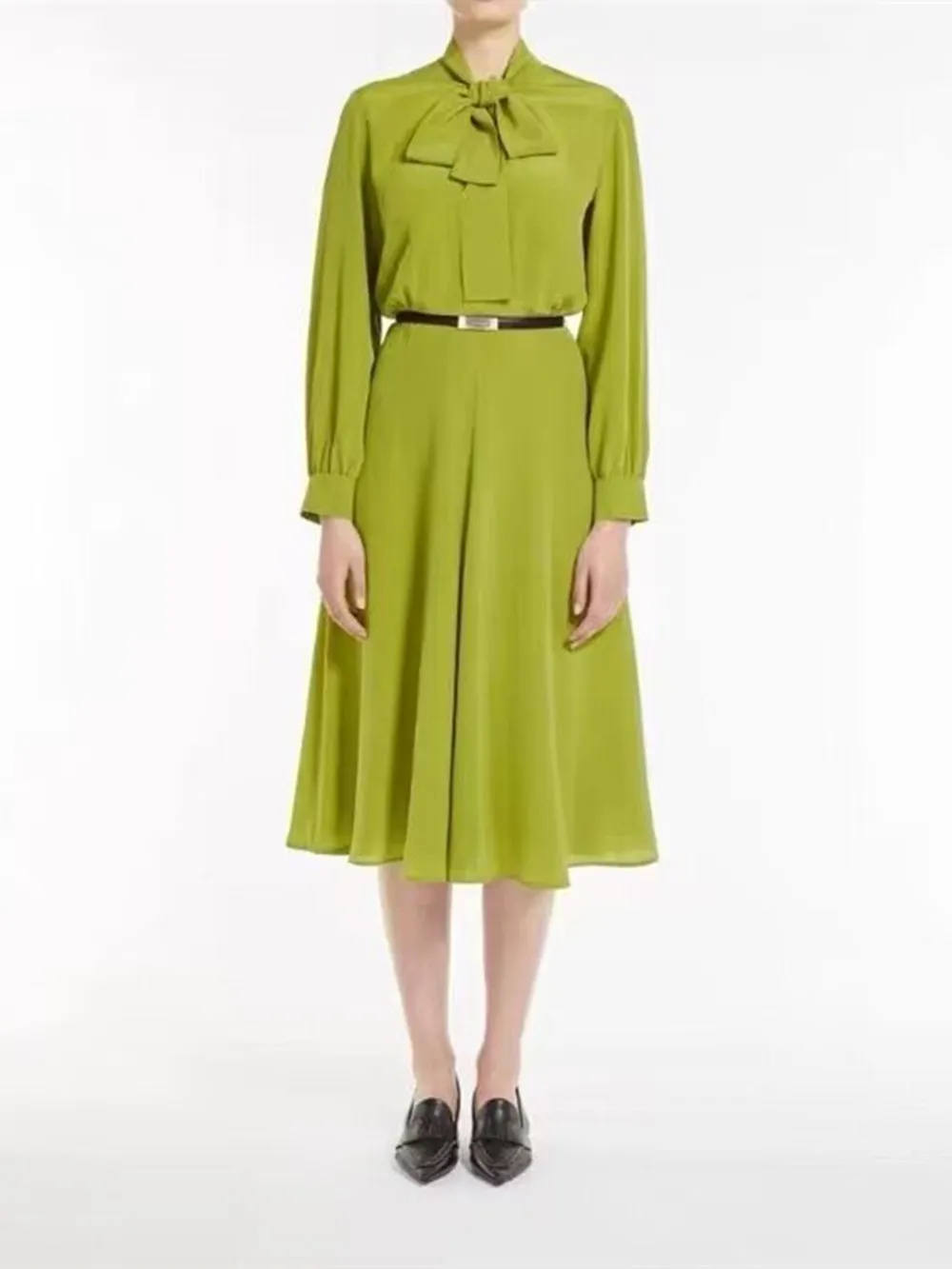 

Женское зеленое шелковое платье с бантом и воротником на шнуровке, новинка весны 100%, женское облегающее платье средней длины с длинным рукавом и разрезом