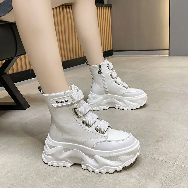 

New Fashion White Boots Punk Ankle Boots for Women Autumn Round Toe Combat Martin Black Boot Platform Heel Ladies Shoes E575