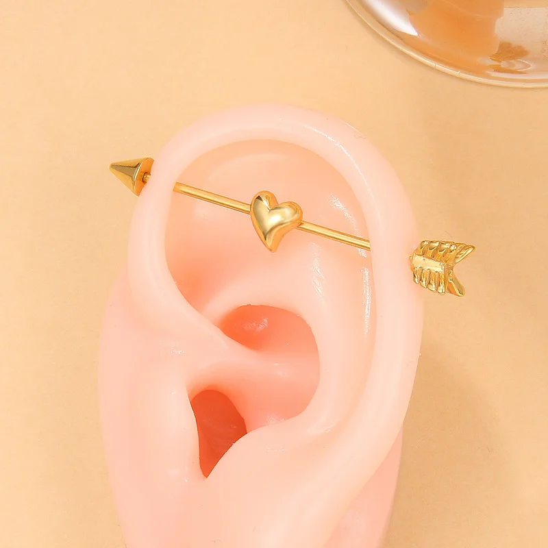 

ALLNEWME 2022 Hot Sale Indian Single Piece Gold Silver Metal Love Heart Arrow Stud Earrings for Women Stainless Steel Earring