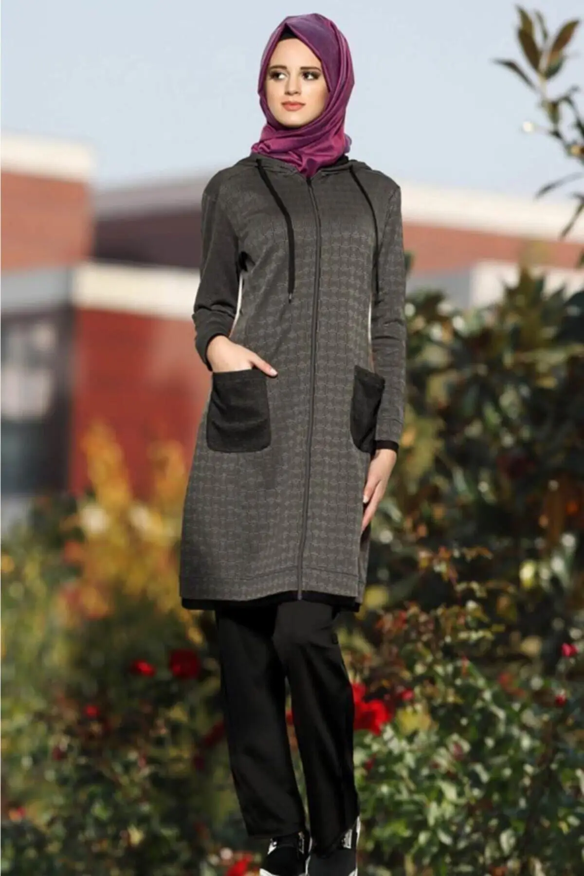 

Women's Sweatshirt (Gray) Sports Zippered Hooded Pockets Lace Hijab Overcoat Hoodies Fashion All Season New Pullovers
