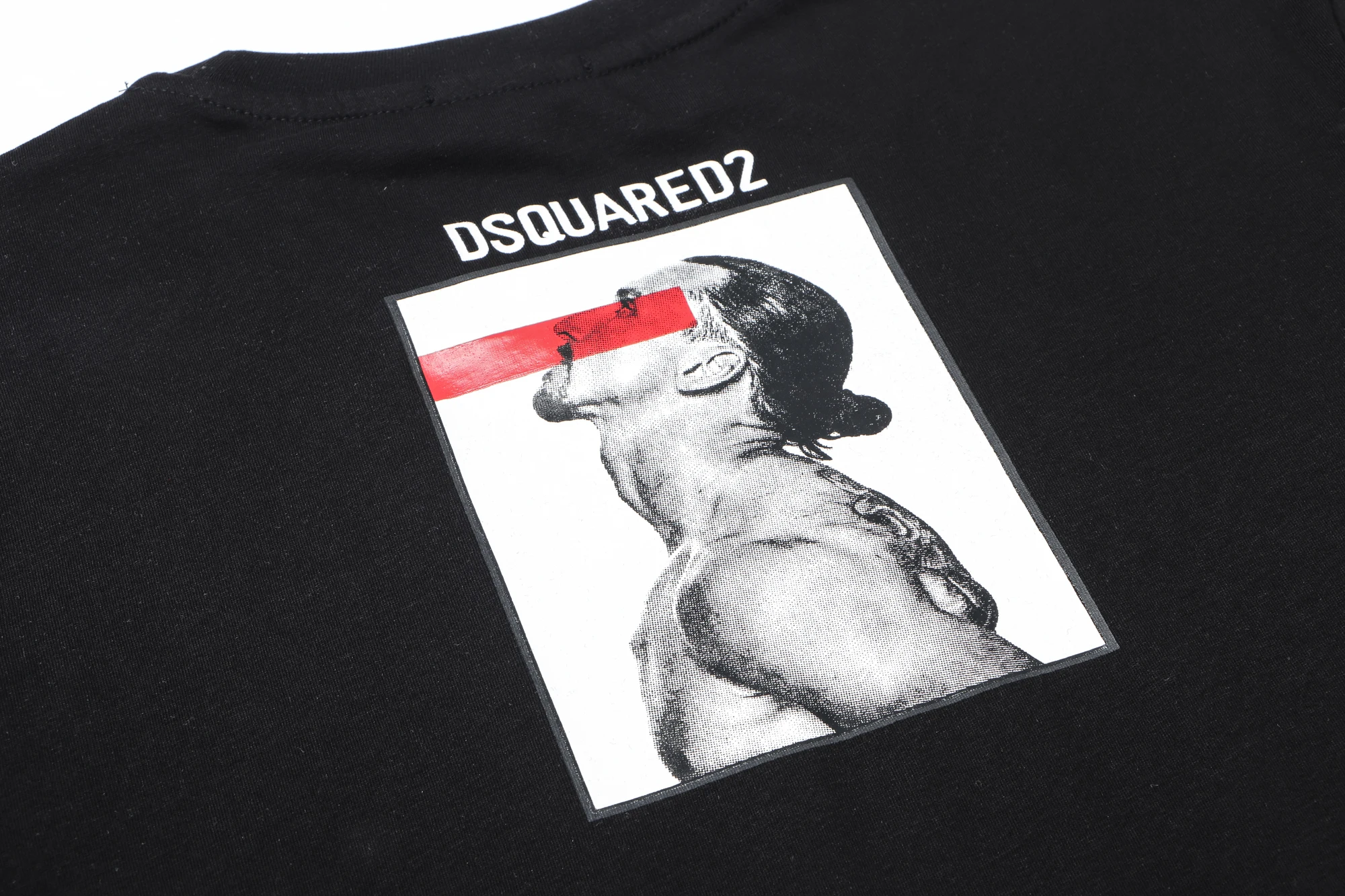Dsquared2 Creative Photo Signature Cotton Men Women Couple Casual Dsq2 Short Sleeve D2 Round Neck Boyfriend Gift T-Shirt D8110