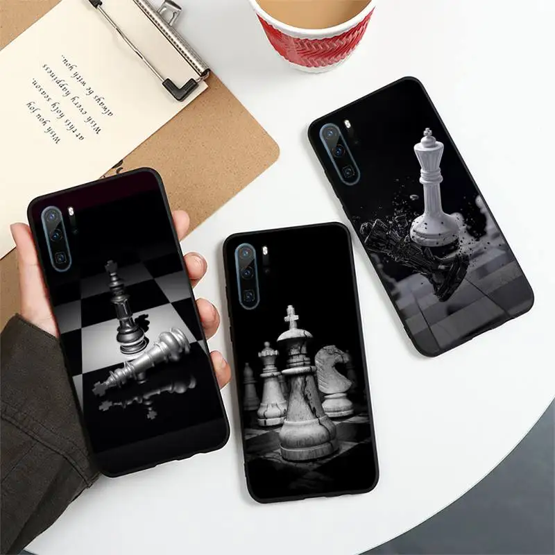 

Chess Board Pieces game pattern Phone Case For Huawei honor Mate 10 20 30 40 i 9 8 pro x Lite P smart 2019 Y5 2018 nova 5t