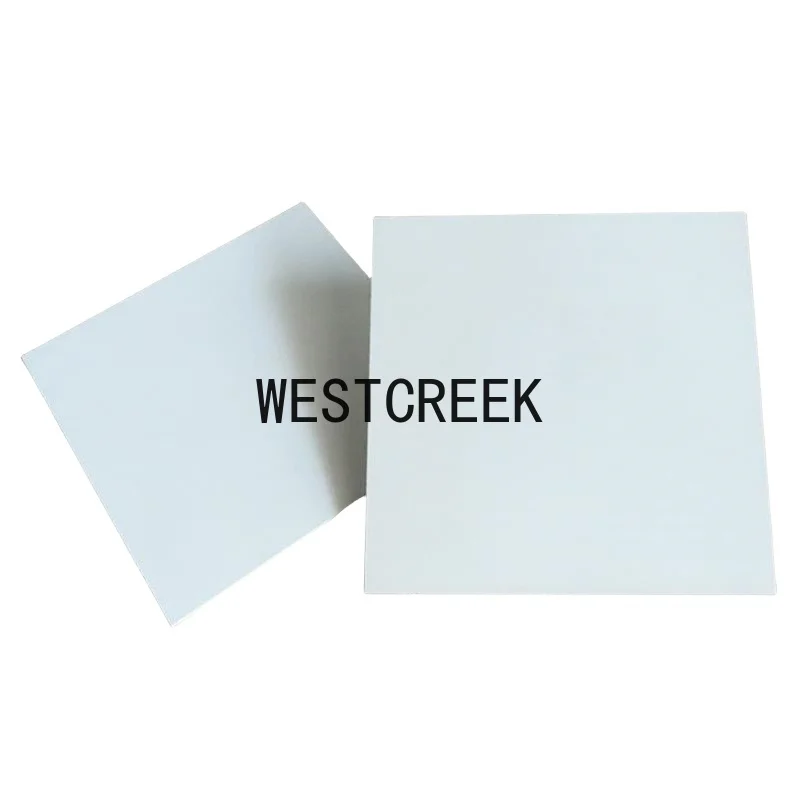 Изготовленная на заказ керамическая плита из нитрида бора BN круглая квадратная