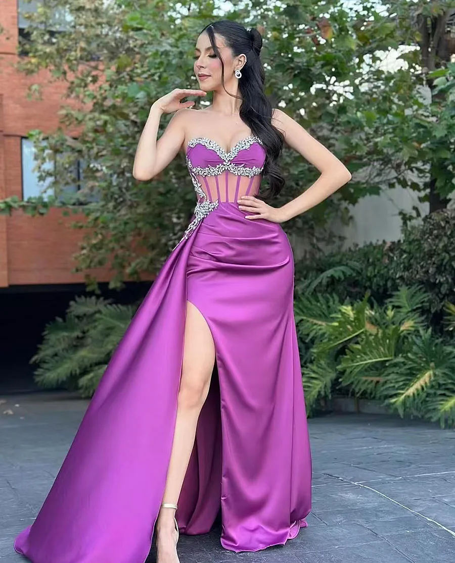 Elegant Strapless Evening Dress Appliques Beads Illusion High Split Satin with Train Prom Gown 2025 Vestidos De Noche Custom
