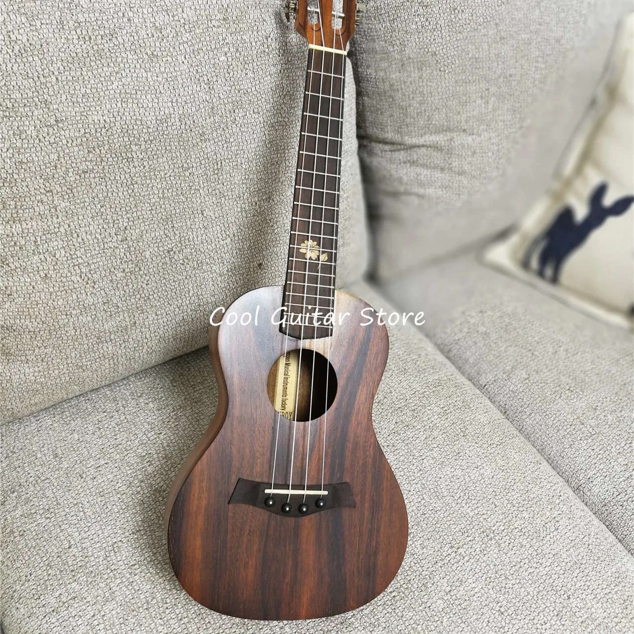 

All Koa Wood Ukulele,Rosewood Fingerboard Acoustic Guitar,Child Tool,Matt Body,Bone Nut Saddle,Free Shipping