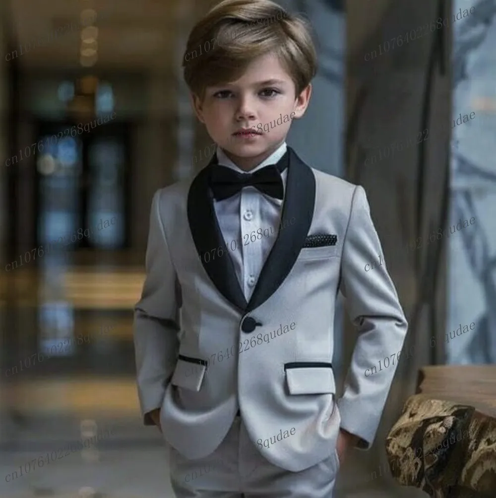 Новый серый костюм с черными лацканами для мальчиков детский смокинг