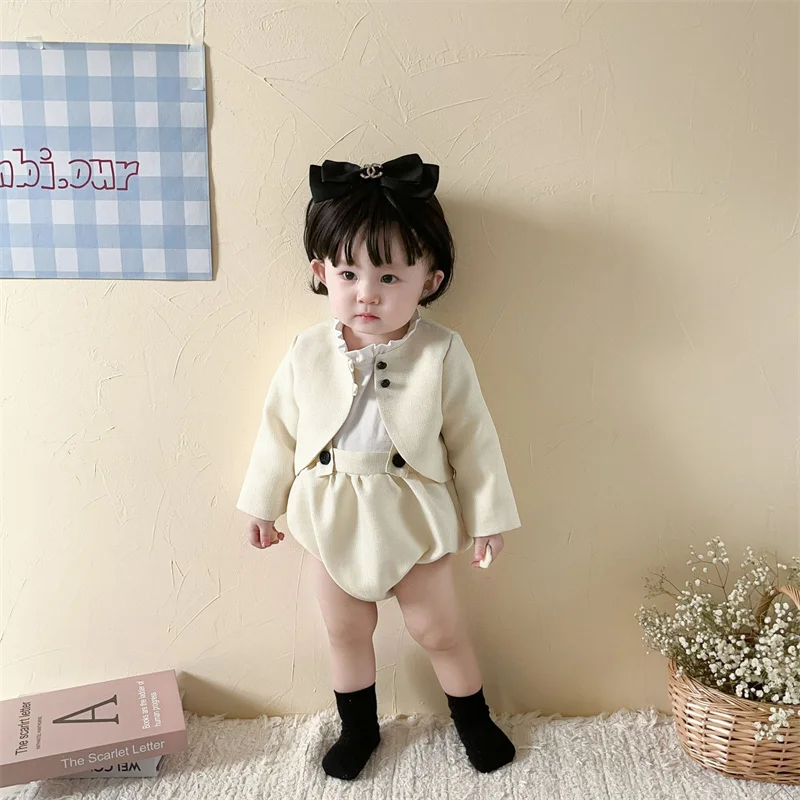 

Spring Infant Baby Girls' Suit Korean Small Fragrant Wind Coat +Lace Shirt+Breeches pp Pants 3PCS Fashion Casual Baby Outfits