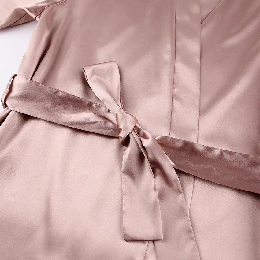 Light Robes For Coverage Bridesmaid Dressing Gown Bride Wedding Gift Bath Bathrobes Hen Party Robe Short Feather Sexy Pajamas