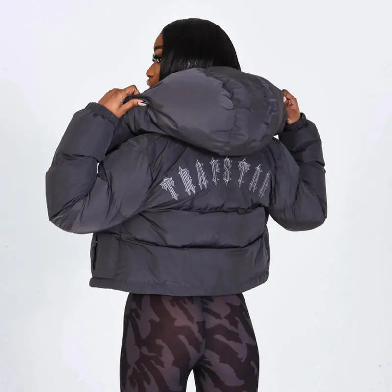 

In Stock Luxury Brand London Trap Winter Thick Warm Short Women Fashion Black Embroidery Coats Womens Zipper Cotton Jacket