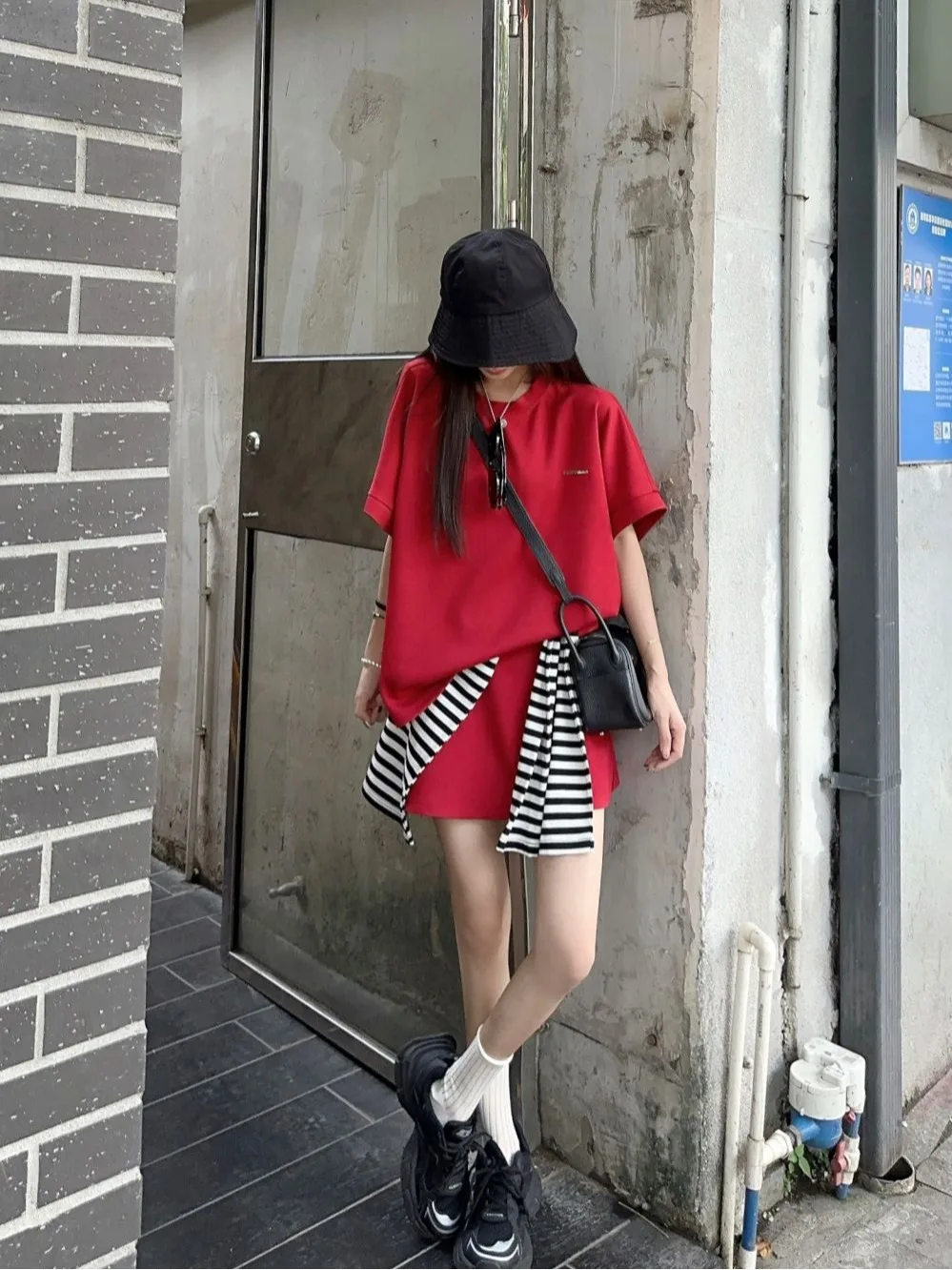 Женская одежда больших размеров для полных девочек летняя утягивающая футболка