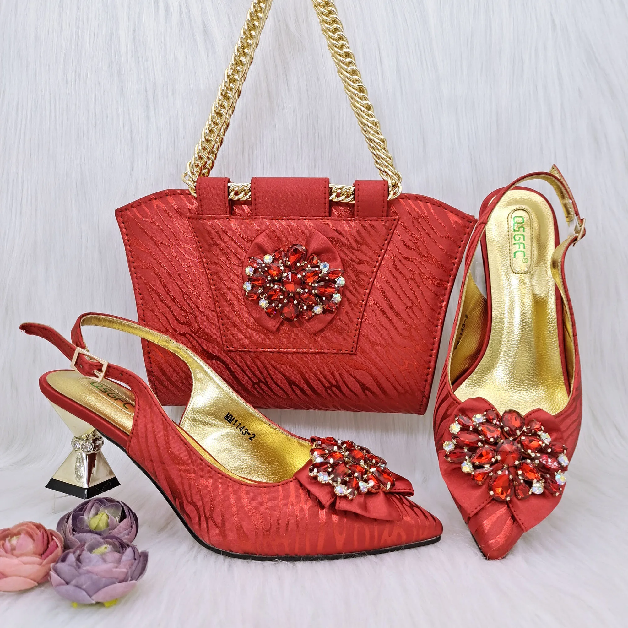 

Cinessd Red Color Nigerian Fashion Design Ladies Shoes And Bag With Full Diamond Shiny Diamonds Women's Party Shoes And Bag