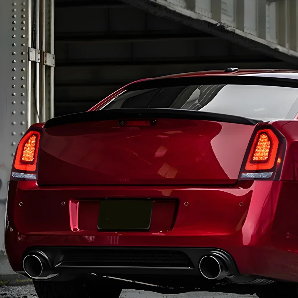 Фото Модернизированные автомобильные задние фонари в сборе для Chrysler 300c 2011-2014, светодиодные автоматические задние фонари, аксессуары для динамических мигающих сигнальных ламп №5