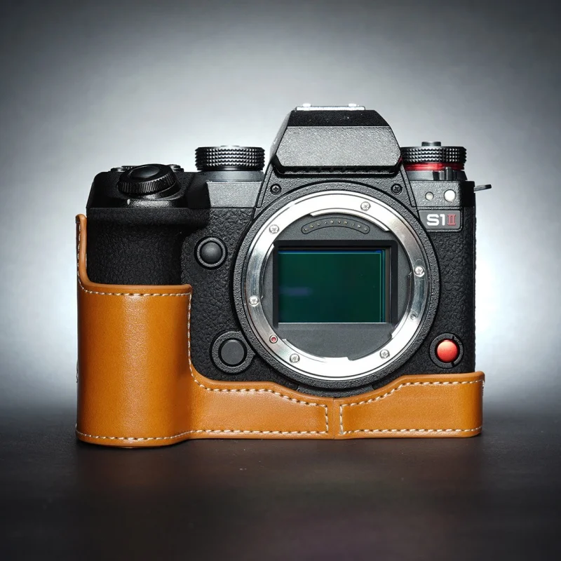 Фото Высококачественный чехол-сумка из натуральной кожи для камеры Panasonic LUMIX S1 RII / S1II №4