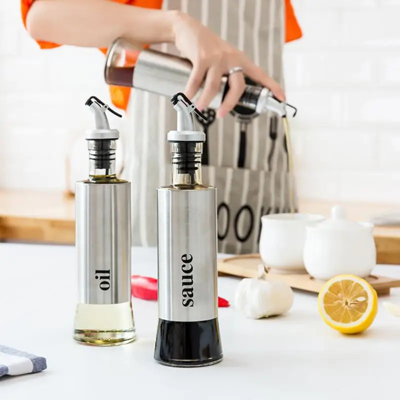 

Press Type Oil Pot Kitchen Condiment Bottle Supplies Durable Cooking Seasoning Oil Bottle Dust-proof Leak-proof Stainless Steel