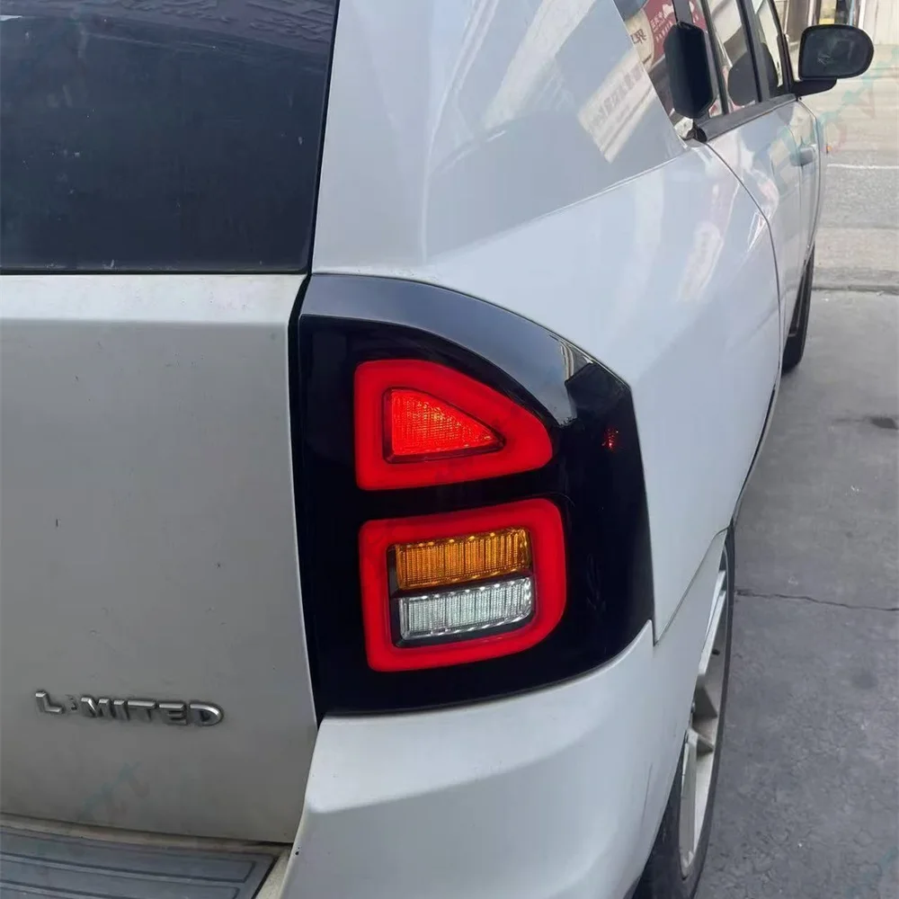 Фото Пара светодиодных задних фонарей для JEEP COMPASS 2011 2012 2013 2014 2015 2016 2017, задний фонарь, стоп-сигнал, указатель поворота, фонарь заднего хода №1