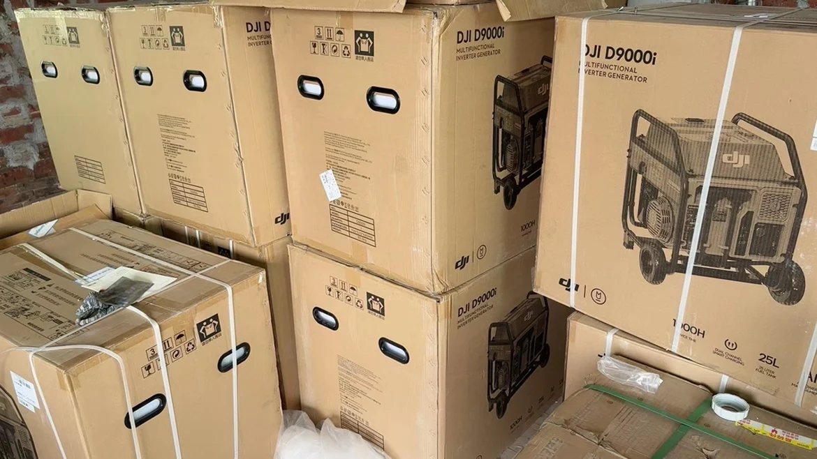 Наполнение топливом DJI T30 наполнение D9000i совершенно новый нераскрытый.