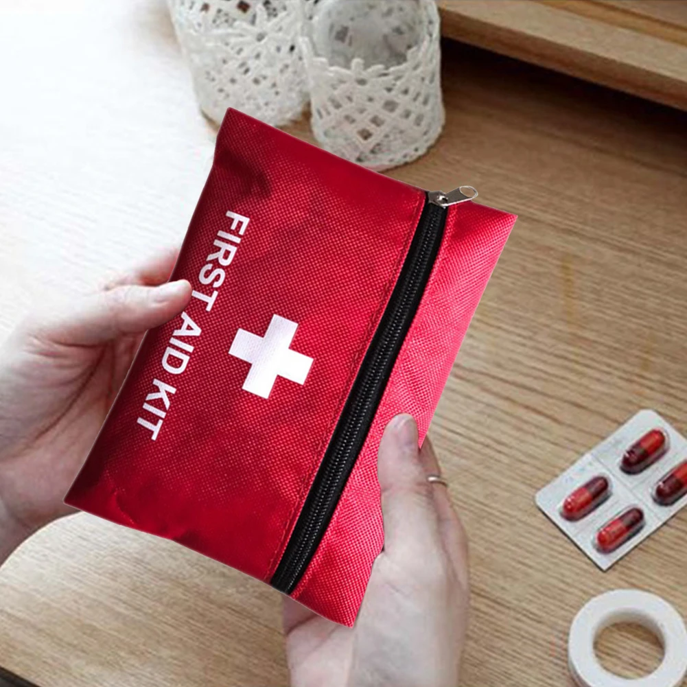 

Mini Portable Medicine Bag First Aid Kits Nylon Zipper Emergency Person Or Family First Aid Kit Outdoor Sports Camping Pill Bag