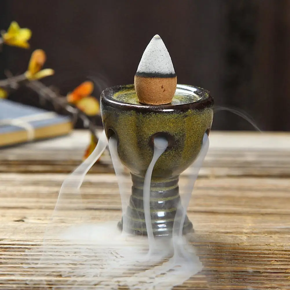 

Exquisite censer for home decoration, beautiful ceramic decoration, glossy home censer, home office, tea-house use